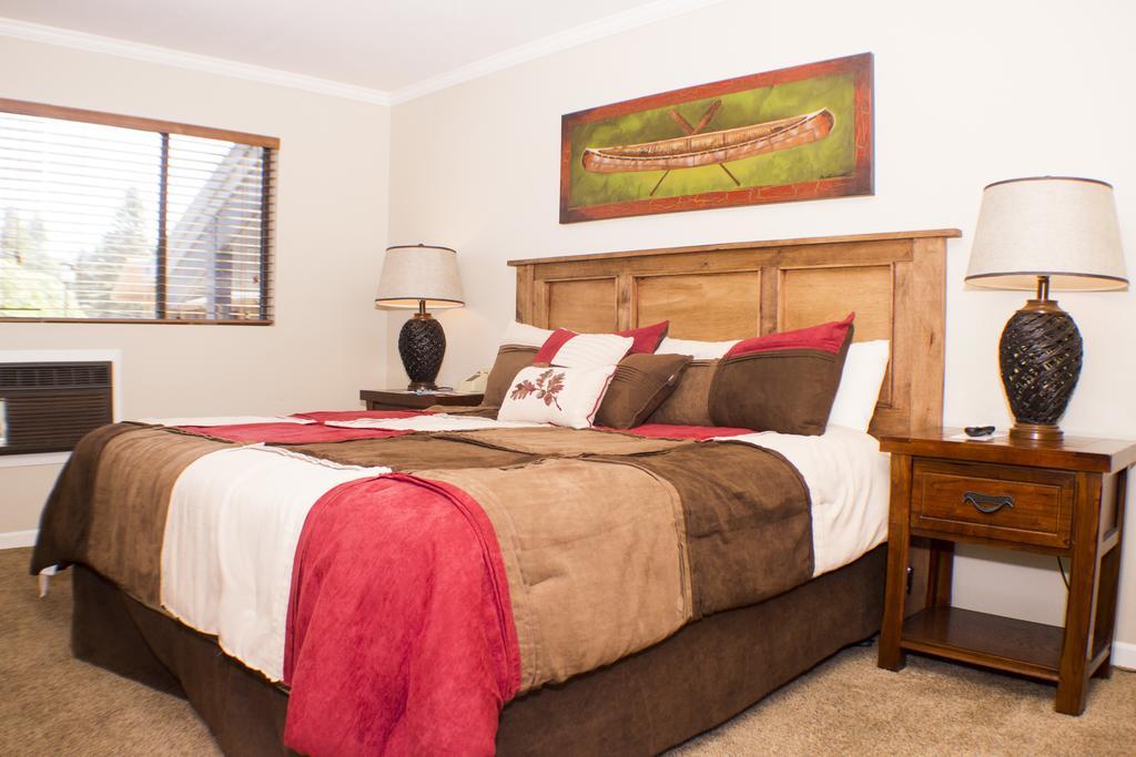 Marina Cay Hotel Bigfork Room photo