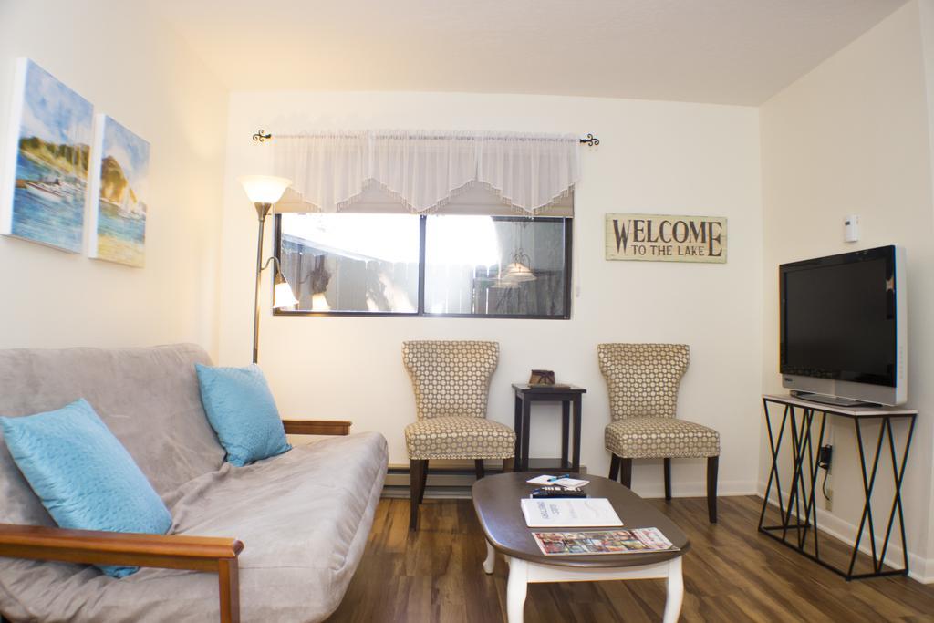 Marina Cay Hotel Bigfork Room photo